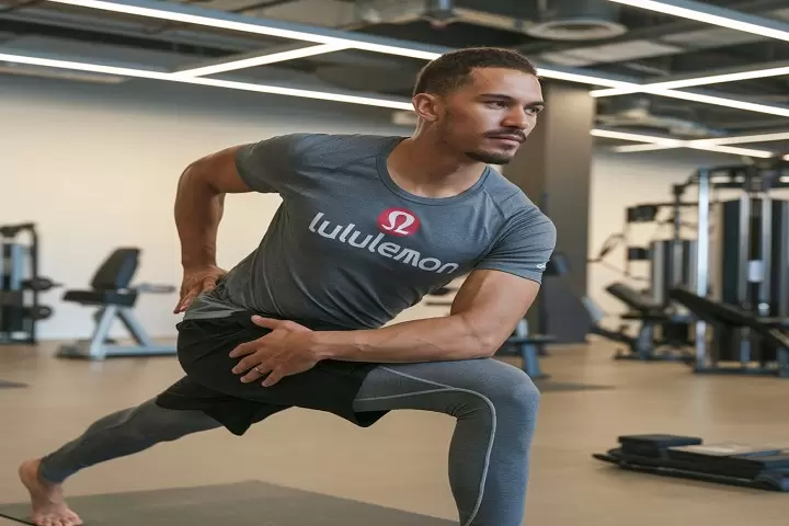 lululemon men photo