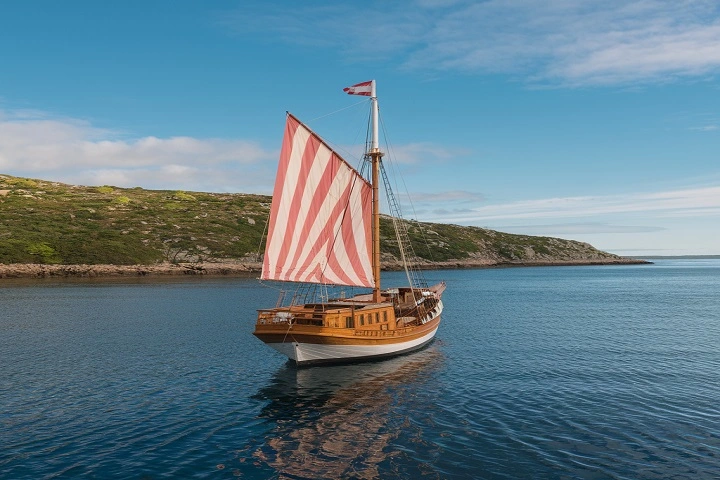 Sailing Wood